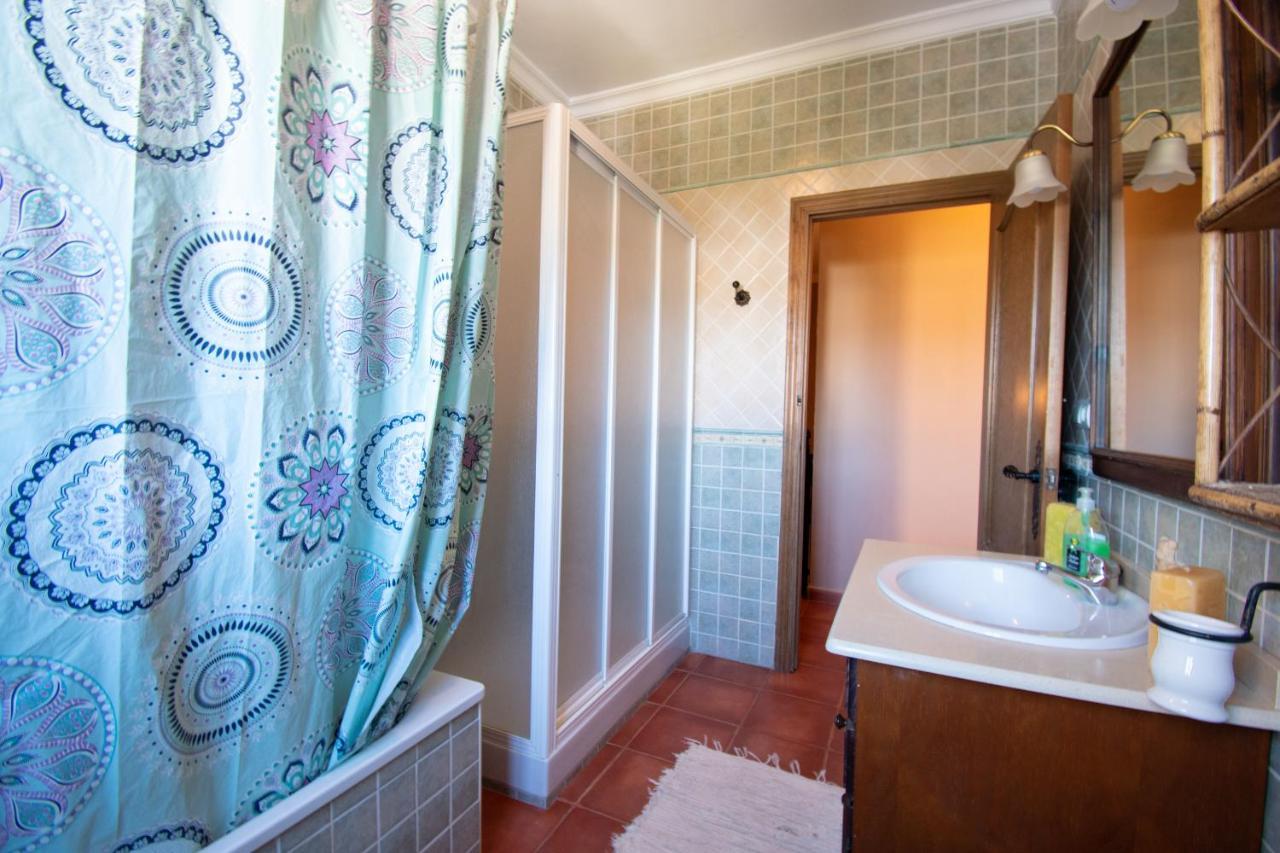 Villa Elisabeth Con Piscina Climatizada Chimenea Y Terraza Arriate Luaran gambar