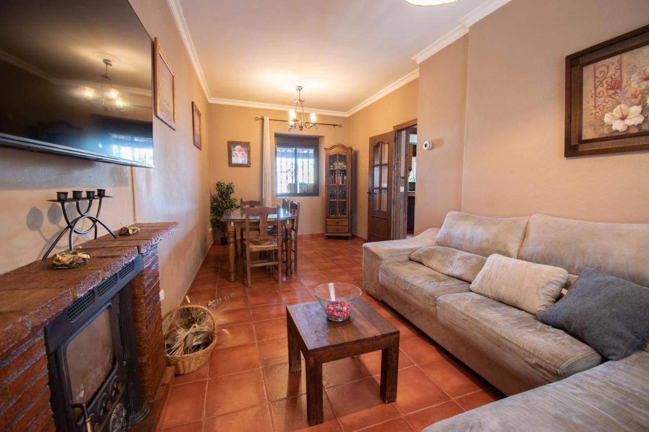 Villa Elisabeth Con Piscina Climatizada Chimenea Y Terraza Arriate Luaran gambar