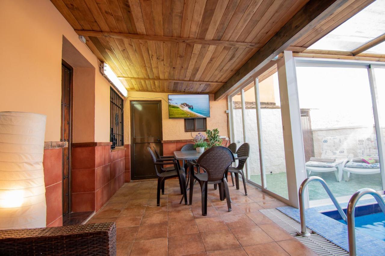 Villa Elisabeth Con Piscina Climatizada Chimenea Y Terraza Arriate Luaran gambar