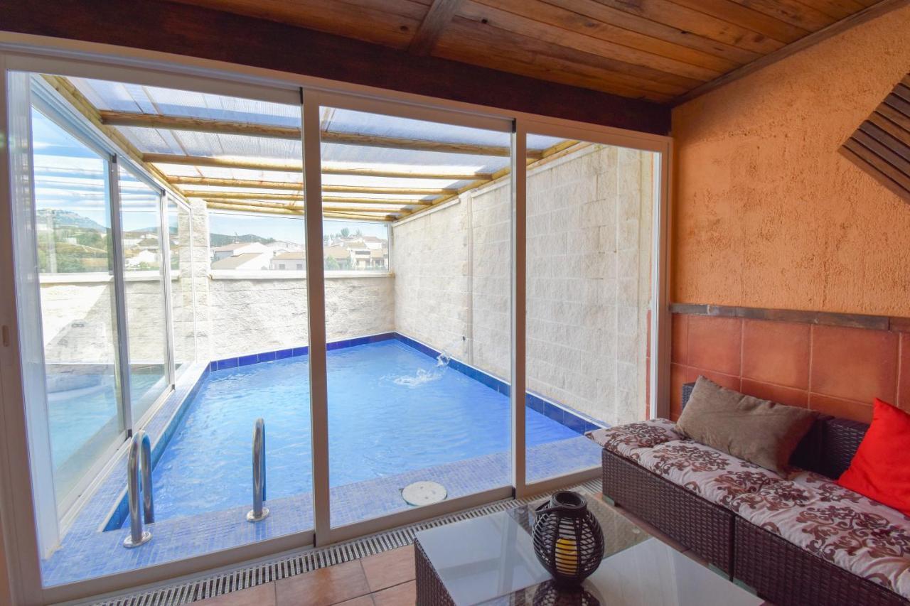 Villa Elisabeth Con Piscina Climatizada Chimenea Y Terraza Arriate Luaran gambar