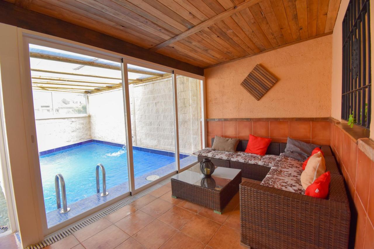 Villa Elisabeth Con Piscina Climatizada Chimenea Y Terraza Arriate Luaran gambar