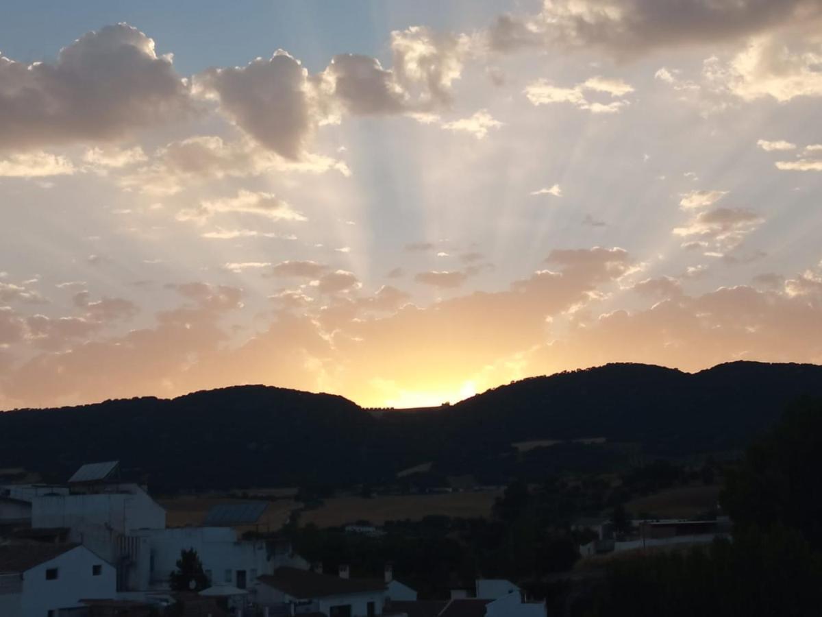 Villa Elisabeth Con Piscina Climatizada Chimenea Y Terraza Arriate Luaran gambar